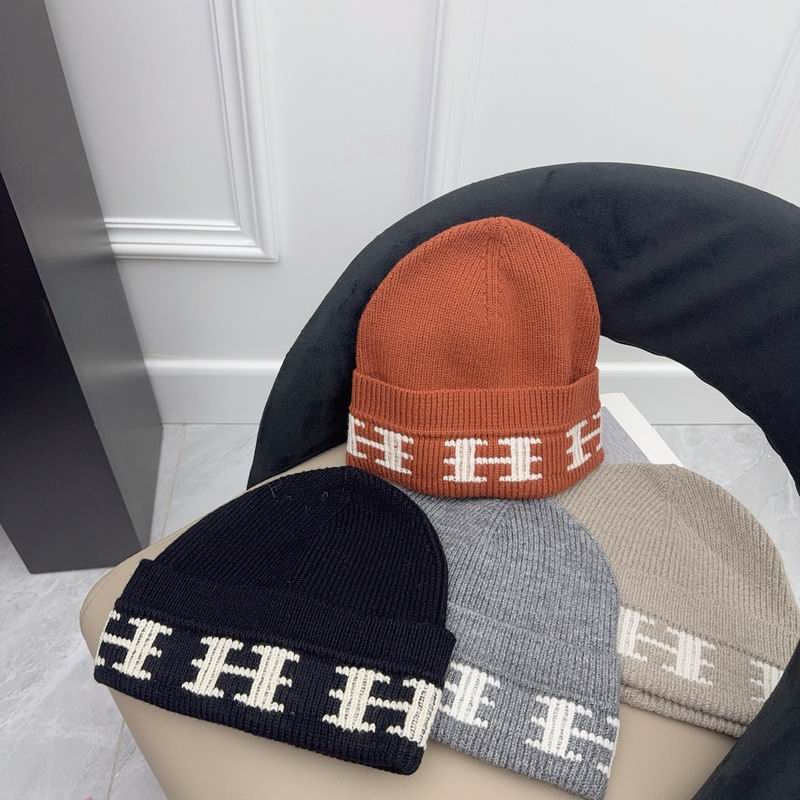 26 Hermes hat 0103